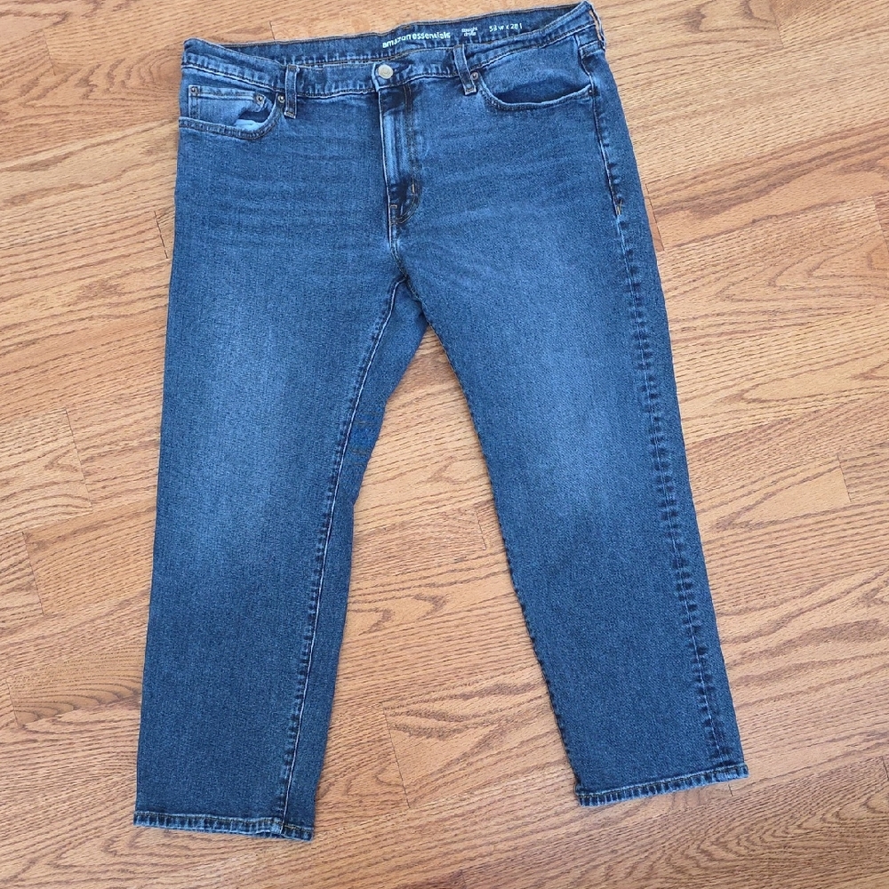 Amazon Essentials Men's Dark Blue Straight Jeans